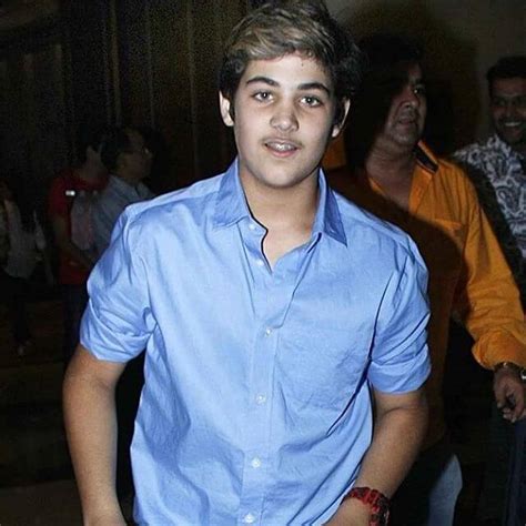 aarav kumar biography son  akshay kumar  twinkle khanna