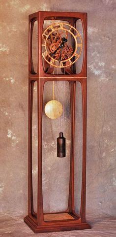 thomas clock  wooden gear clock woodworking plans