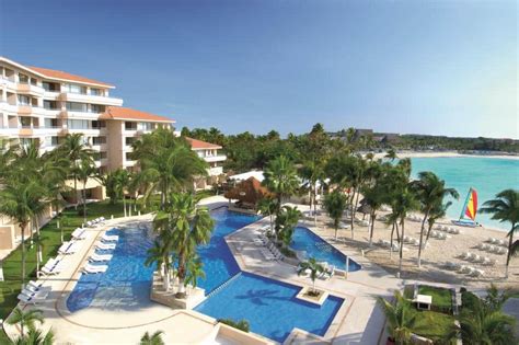 dreams puerto aventuras resort  spa jetset vacations