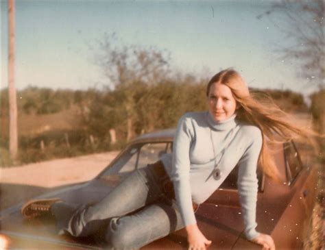 30 cool photos of teenage girls in the 1970s vintage news daily