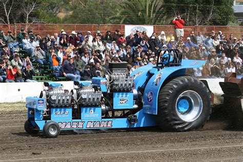 tractor pulling wikipedia