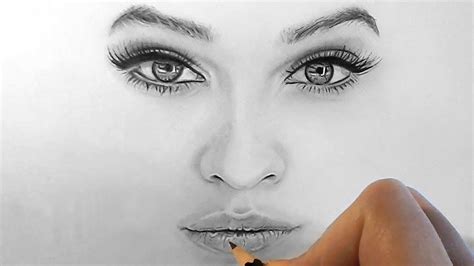 draw shade realistic eyes nose  lips  graphite pencils
