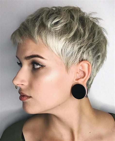 60 Cute Short Pixie Haircuts – Femininity And Practicality Short