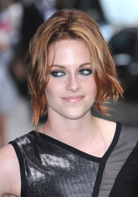 Kristen Stewart In New Movie Threesome Participant