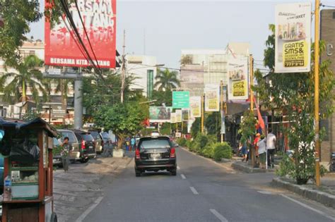 here s why expats in jakarta love living in kemang
