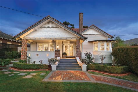 painting bungalow houses  melbourne staunch greco industries
