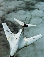 b1ランサー戦略爆撃機 に対する画像結果.サイズ: 155 x 200。ソース: htc-wallpaper.com