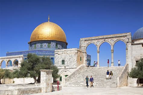 israel s a holy land of plenty religious sites tasty culinary fare