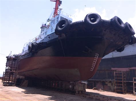 ship docking services malaysia dry docking  vessels