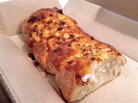 cheesy bread dominos