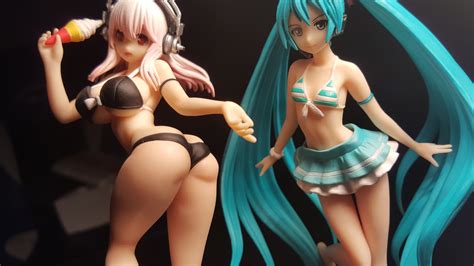 unboxing anime figures sexy super sonico and hatsune miku swimsuit review ebay finds part 14