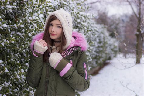 Wallpaper Karina Kozyreva Brunette Russian Women Jacket Winter