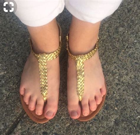 Pin On Suckable Toes I