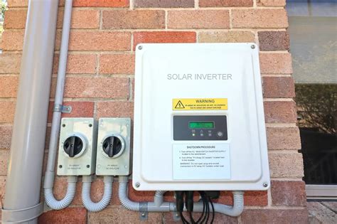 solar inverter work dcac power explained energy follower