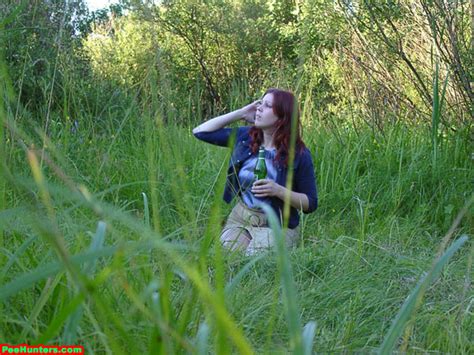spying on peeing redhair chubby teen public sex pic