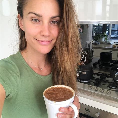 mother of two rachael finch reveals her indulgent morning routine