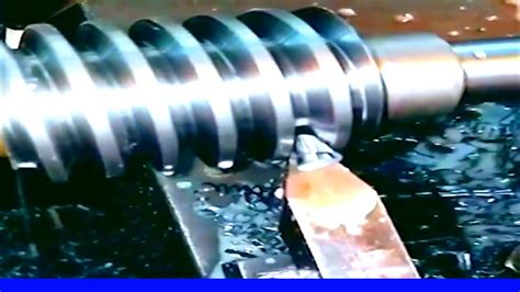 amazing high speed cutting worm gear  gear hob   metal lathe allmachine youtube