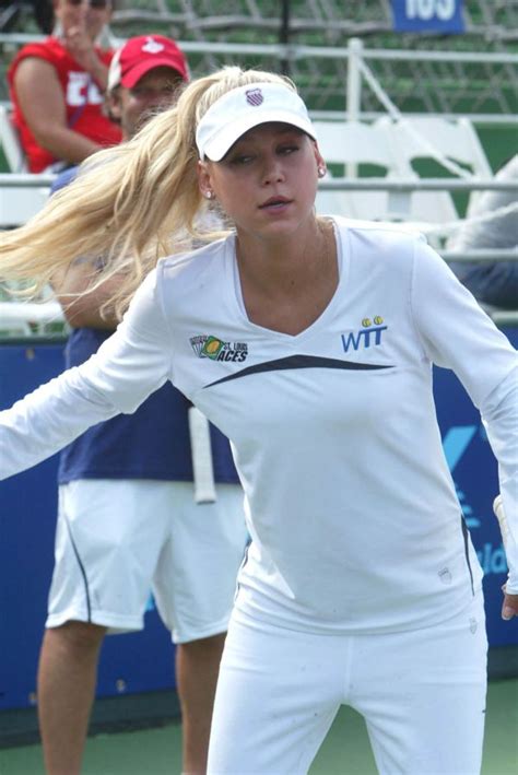 anna kournikova photos in white tennis outfit female
