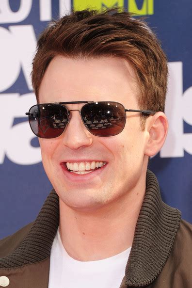 chris evans actor profile and new photos 2012 hollywood