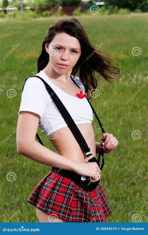 Schönes Mädchen Im Minirock Draußen Lizenzfreie Stockbilder Bild