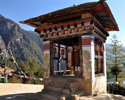 paro taktsang the breathtaking himalayan cloud monastery ancient origins
