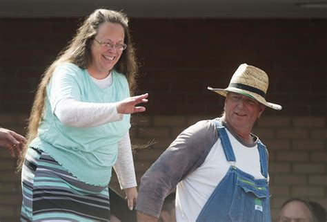 gay man denied a marriage license by kim davis wants to run against her