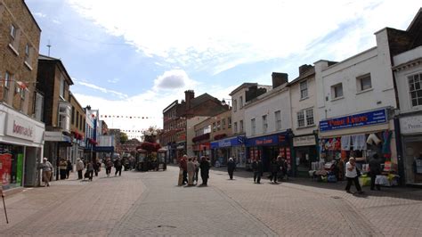dartford town centre wi fi    shoppers   charge