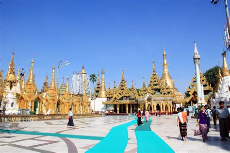 day  yangon shwedagon pagoda relaxing day
