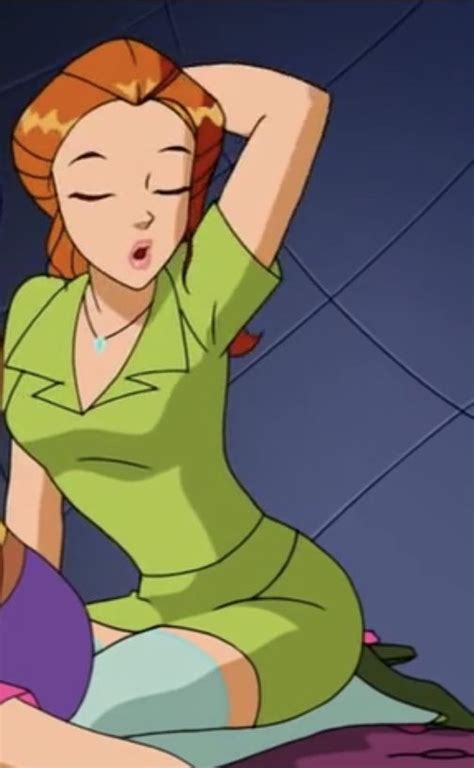 pin  aischa  totally spies   totally spies animation