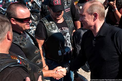 Визит Путина в лагерь байкеров под Севастополем Жизнь в путешествиях