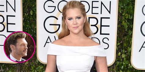 watch ryan seacrest prevent amy schumer from talking about vagina itch at golden globes