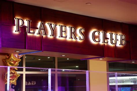 players club hialeah park casino