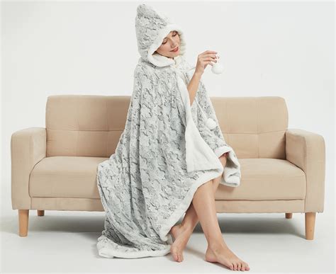 ramesses xcm sherpa hood blanket grey catchcomau