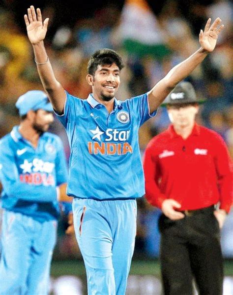jasprit bumrah height age girlfriend wife family biography