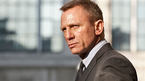 James Bond Daniel Craigs Latest 007 Movie Is Titled No Time To Die