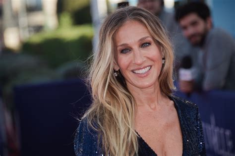 sarah jessica parker s sex and the city reboot salary is actually