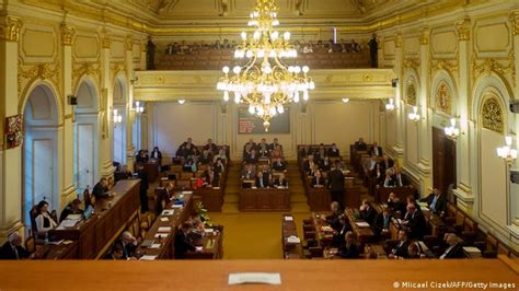 Lawmakers Dissolve Czech Parliament In Wake Of Necas Bribery Scandal