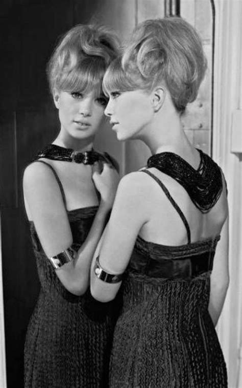 supermodels of the 1960s famous 60s models