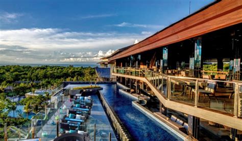 15 Luxury Hotels With The Best Swim Up Bars In Bali Hotelscombined 15