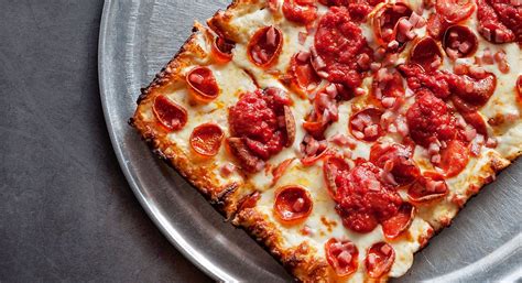 places  find deep dish pizza   detroit