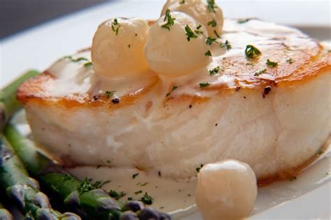 Chilean Sea Bass With Lemon Butter Sauce Recipes Seafood Recipes Food