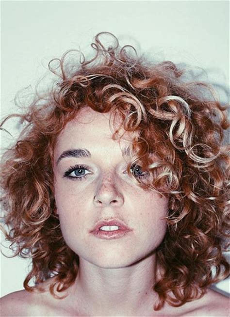 50 Best Short Curly Hairstyle For 2020 Hi Beauty Girl