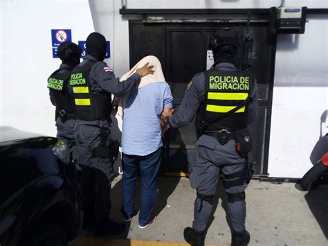 costa rica and panama arrest dozens on suspicion of people smuggling