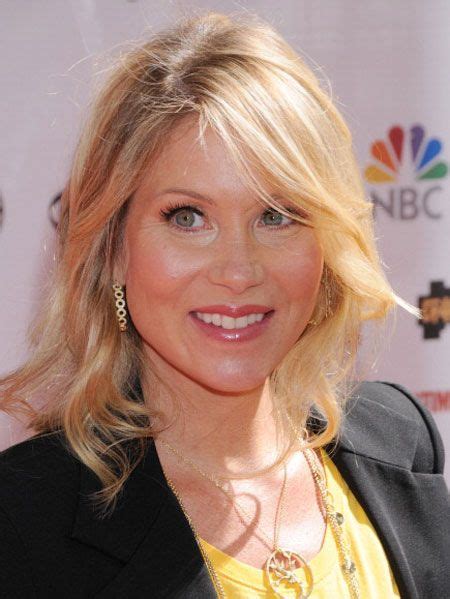 christina applegate right action women breast cancer awareness