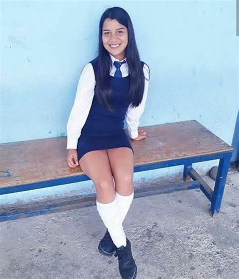 pin en colegialas latinas