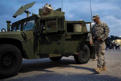 National Guard Troops In Ferguson Fail To Quell Disorder The New York