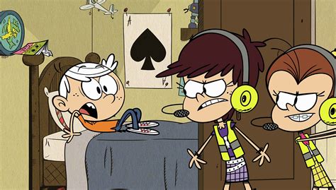 Image S2e03b Luna And Luan Need Lincoln S Room Png The Loud House
