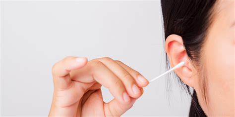 dos  donts  follow  cleaning ear wax     dos