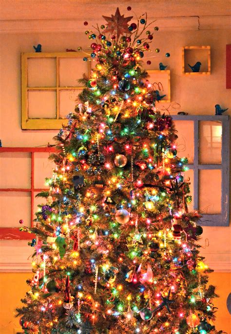 amazing classic christmas decorations ideas decoration love