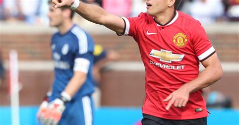 manchester united transfer news javier hernandez vows to fight for old